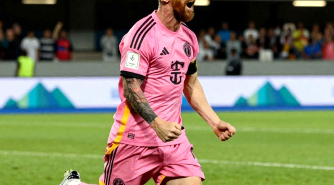 Néstor Araujo returns to Europe: Final gamble of a legend or desperate move by Chaves? Néstor Araujo returns to Europe: Final gamble of a legend or desperate move by Chaves?
