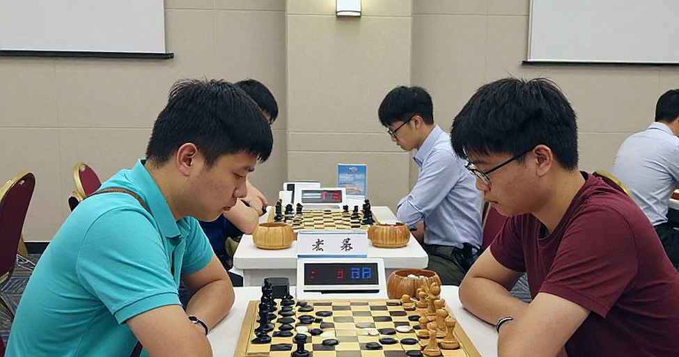 Nước 5.e5 và chuyến đi dạo của nhà vua: Sarana, Sveshnikov và khẩu súng cũ của làng cờ