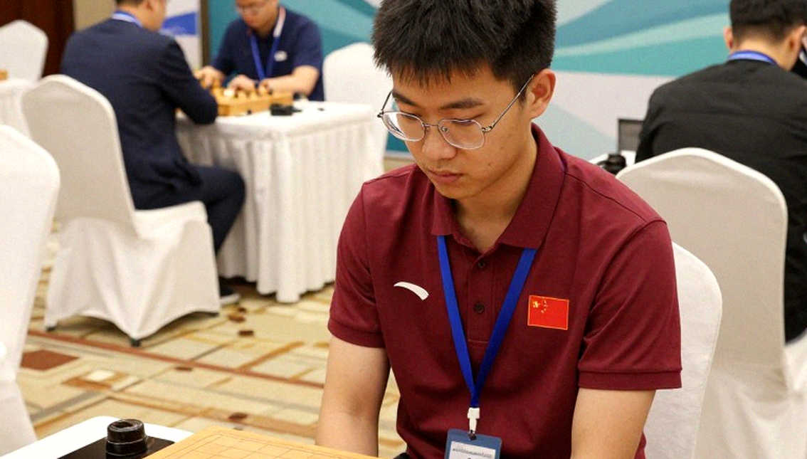 Olympiad Cờ vua 2026: Ấn Độ bảo vệ cú đúp trên đất Uzbekistan, Sindarov chờ ngày thách đấu Gukesh