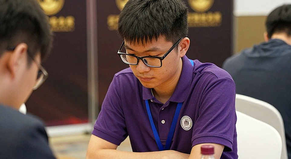 ChessBase Magazine số 225: Từ hoàng hôn đến bình minh, 27 ván đấu ngắn và dàn chú giải đẳng cấp
