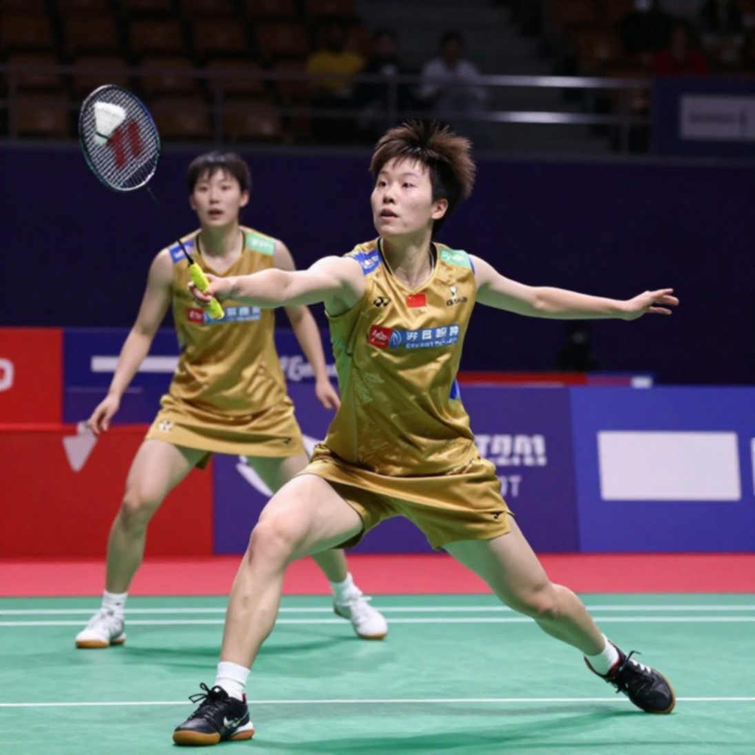 Đổi vai sau ván một: Satwik-Chirag và cách họ bịt tiếng khán đài Trung Quốc tại China Masters