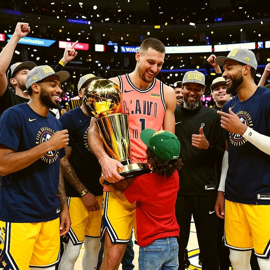 Giannis Antetokounmpo mua biệt thự 13,5 triệu USD ngay cạnh Tyler Herro tại Pinecrest, Florida