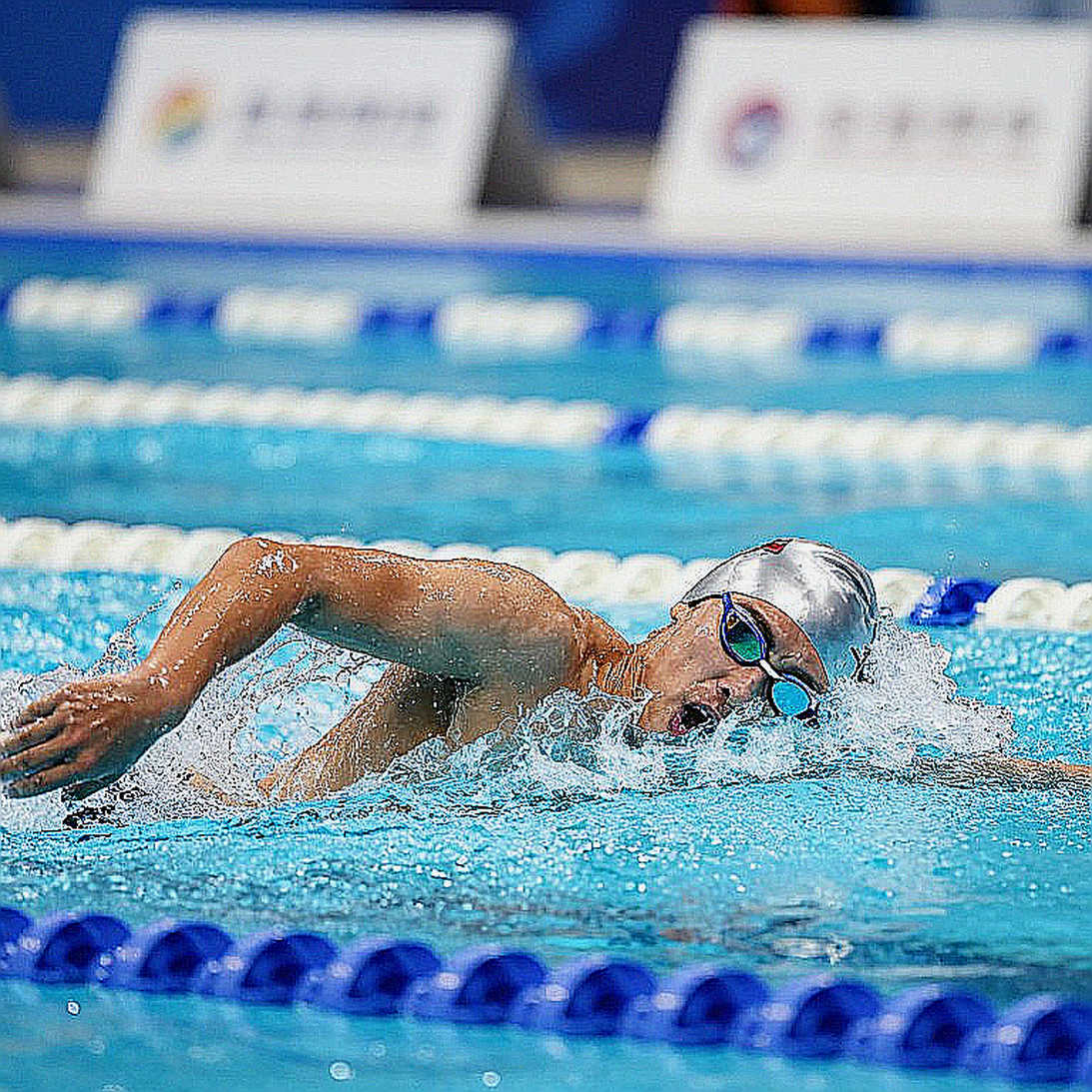 Yu Yiting Breaks Chinese 400 IM Record: 4:22.74 and the 0.01-Second Margin